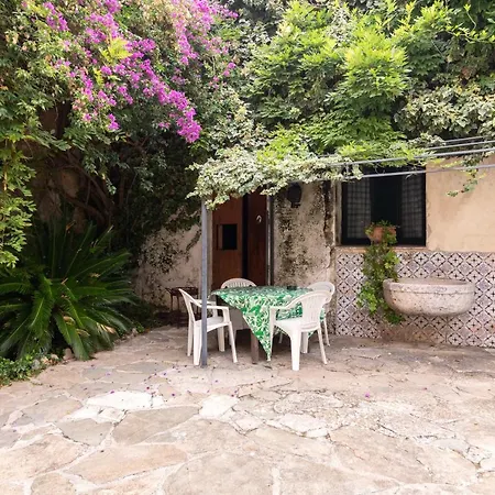 Tenuta Donna Vittoria - Piccola Apartment